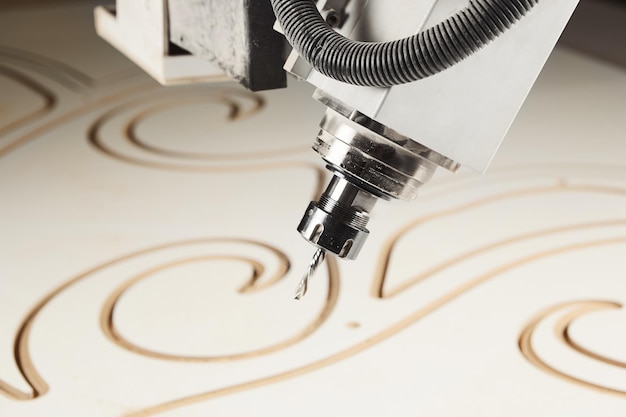 Máquina cortadora de madera CNC con control numérico industria de la carpintería