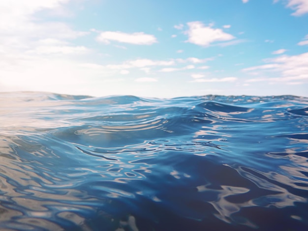 Mar azul y sol en el cielo