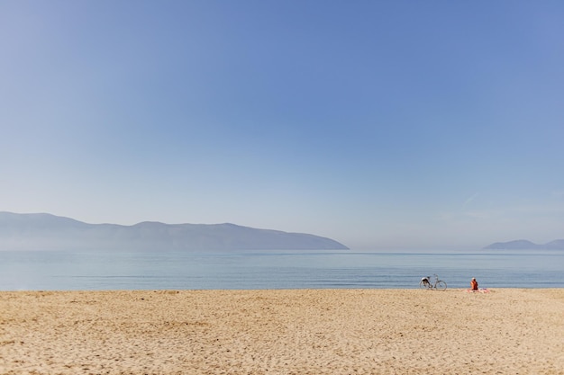 Mar e praia da cidade de Vlore Albânia