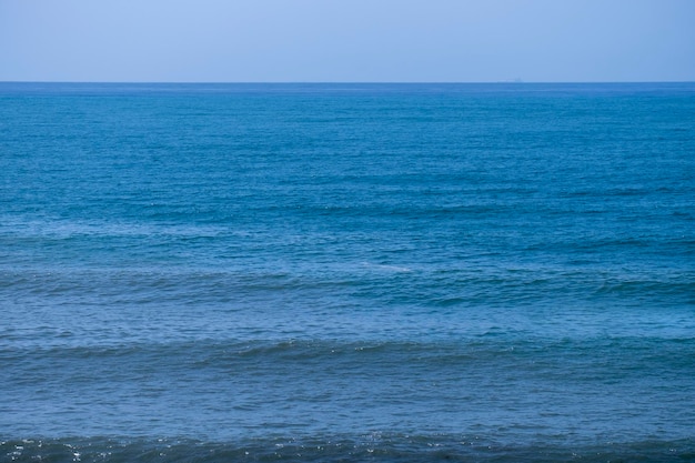 Mar Mediterrâneo no dia de verão