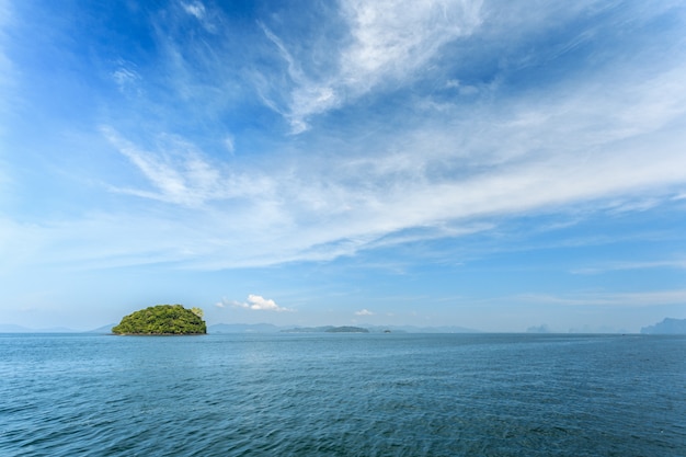 Mar tropical período de férias.