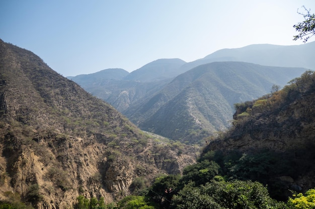 Maravillas naturales de Hidalgo Tolantongo Grutas y diversos paisajes