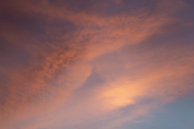 Maravilloso atardecer o amanecer.