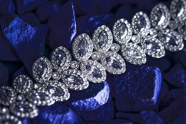 Marca de joyería y moda de pulsera de diamantes de lujo