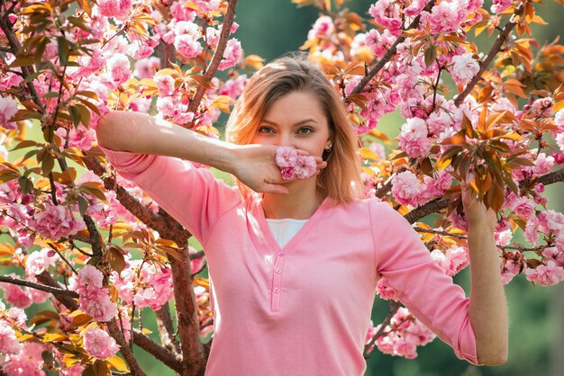 Marcha do dia das mulheres para cartões de páscoa e primavera