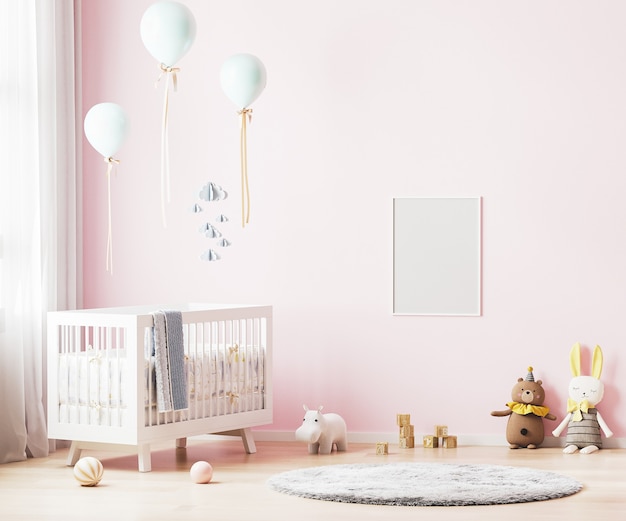 Marco de cartel en blanco en la pared rosa en el fondo interior de la habitación de la guardería con ropa de cama para bebés