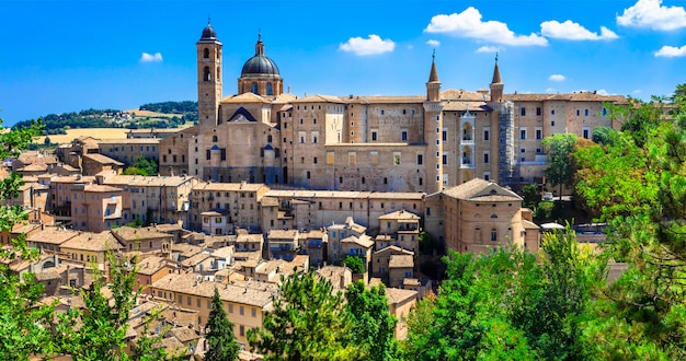 Marcos da itália. vista panorâmica de urbino. marche