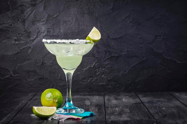 Margarita-Cocktail mit Limette