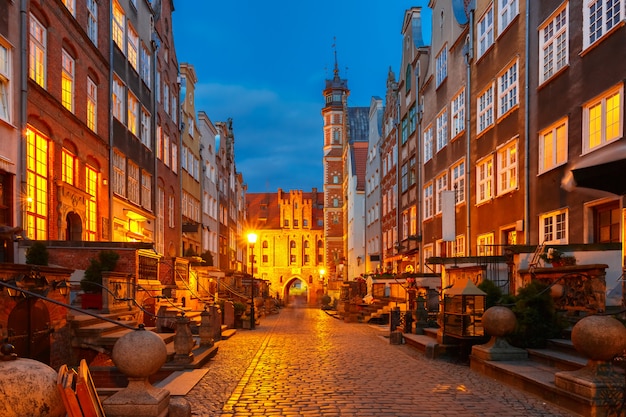 Mariacka Straße und Tor, Danziger Altstadt, Polen