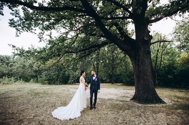 Marido y mujer el día de su boda