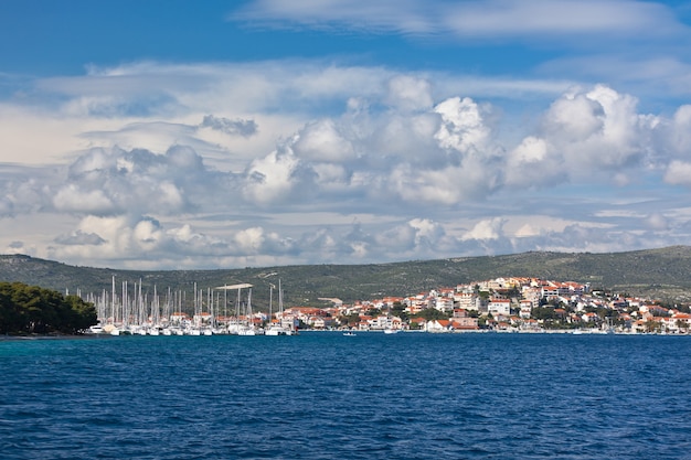 Marina Frapa, Rogoznica, Croacia, ver. Tiro soleado horizontal