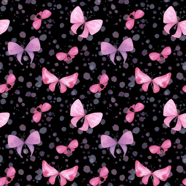 Mariposa violeta de patrones sin fisuras con gotas y salpicaduras aisladas sobre fondo negro Acuarela dibujada a mano para el diseño