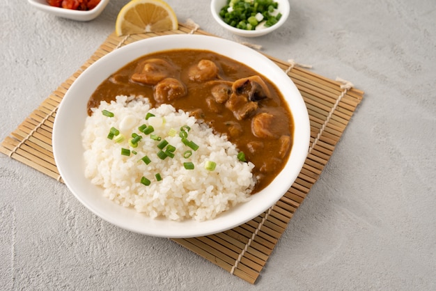 Marisco curry japão com arroz