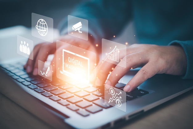 Marketing digital com rede global Man Hand mostra o ícone de sinal de publicidade na Internet de marketing digital e aumento de vendas ícone de conexão de rede do cliente de tecnologia de negócios na tela virtual