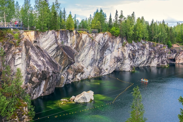 Marmorschlucht im Ruskeala Natural Mountain Park