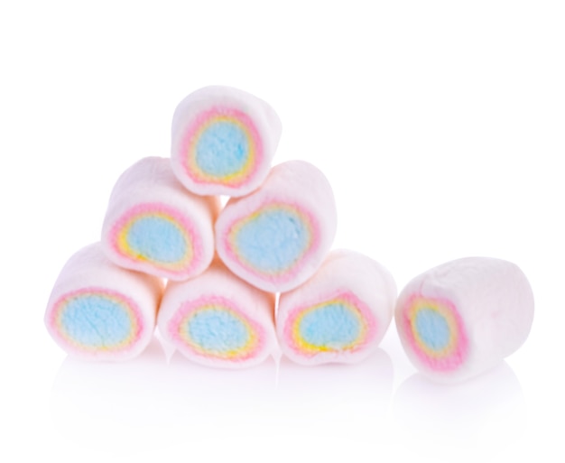 Marshmallows em fundo branco