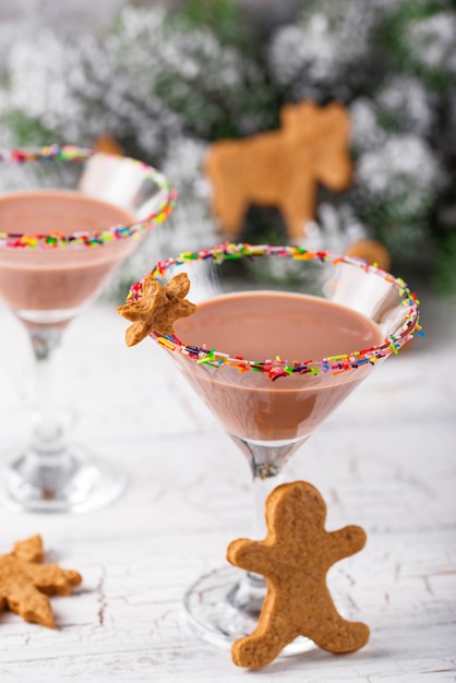 Martini de galleta de azúcar con borde de chispas