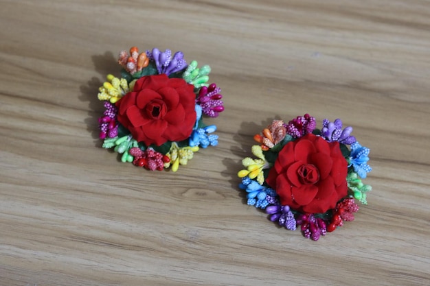 Foto las más hermosas joyas florales diseñadas para desherbar otros festivales haldis, etc.