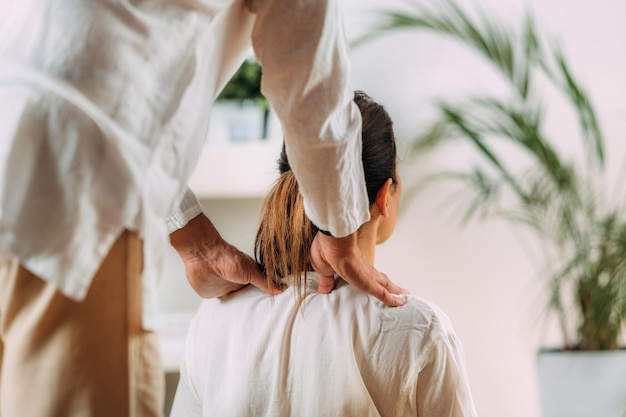 Masaje Shiatsu de Espalda