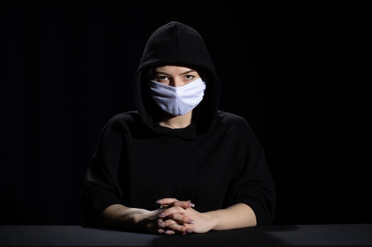 Foto máscara facial profesional para personas con mayor riesgo de infección