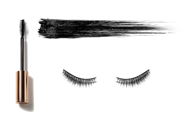 mascara para pestañas con pincel y tubo de botella maquillaje cosmético para la marca de maqueta de producto