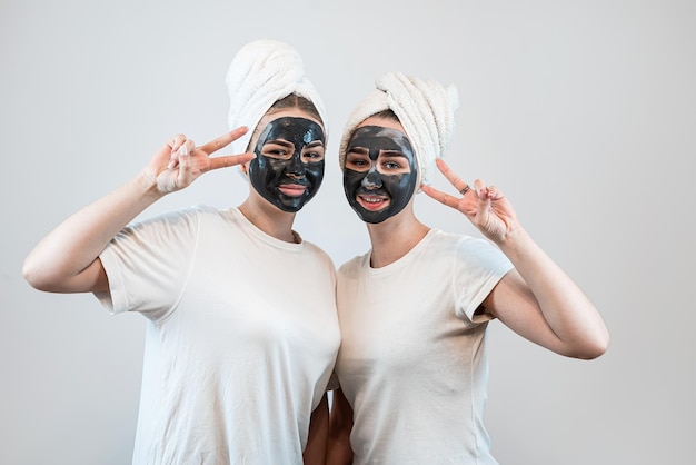 Mascarilla antiedad Cuidado de la piel para todas las edades o cuidado natural con una mujer Piel sana y concepto de belleza