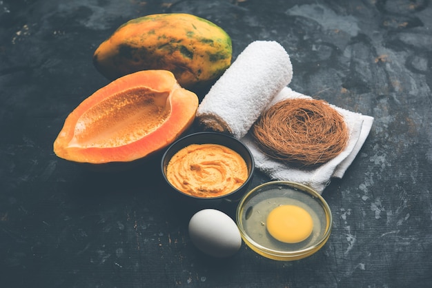 Mascarilla de papaya para el tratamiento del acné, enfoque selectivo