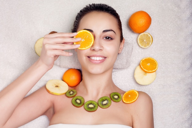 Foto mascarillas faciales naturales de frutas caseras