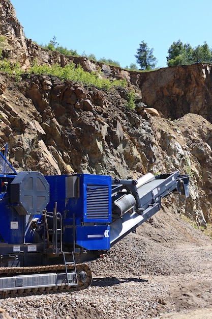 Maschine im Steinbruch Tschechien