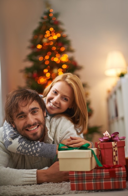 masculino navidad amor esposa chico