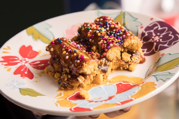 Massa de turron dona pepa com mel sobremesa tradicional peruana