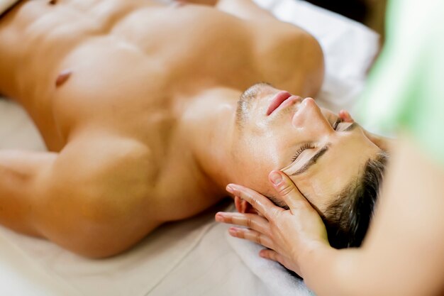 Massagem facial