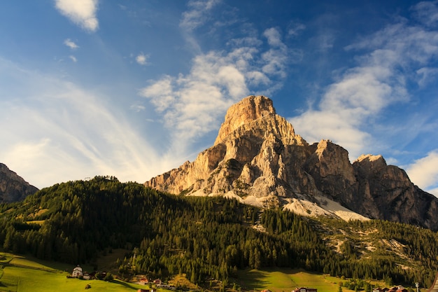 Massiccio sassongher, dolomites