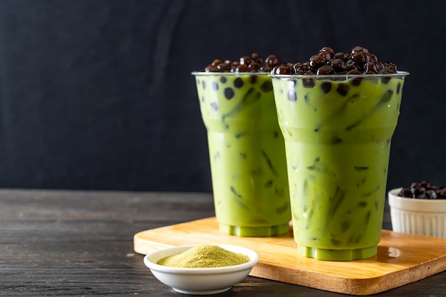 matcha chá verde com leite com bolha