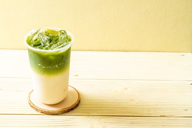 Matcha latte gelado chá verde