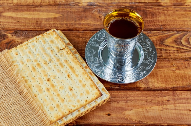 Matzá pan de Pascua judía Torá