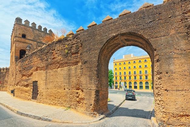 Mauer von Sevilla Muralla almohade de Sevilla sind eine Reihe von de