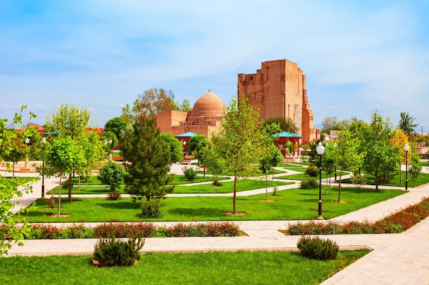 Foto mausoleo de dorus saodat jahangir parque ak saray