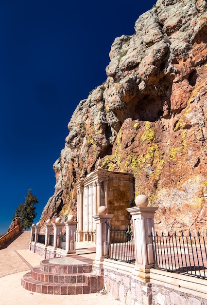 Foto mausoleo de hombres ilustres en la colina bufa en zacatecas méxico américa latina