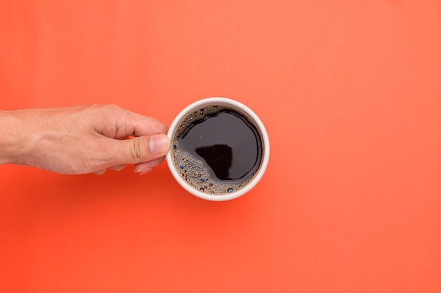 Me encanta beber café para aumentar la energía.