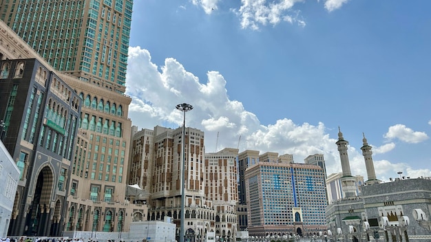 Foto meca arábia saudita 28 de março de 2024 al kaaba na mesquita al haram peregrinos muçulmanos realizam hajj e um