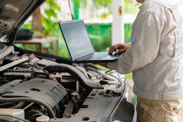 Mecánico automático de diagnóstico de automóviles con ajuste por computadora