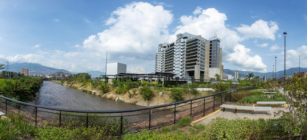 Medellín Antioquia Colômbia 16 de julho de 2022 vista panorâmica do Edifício Inteligente EPM