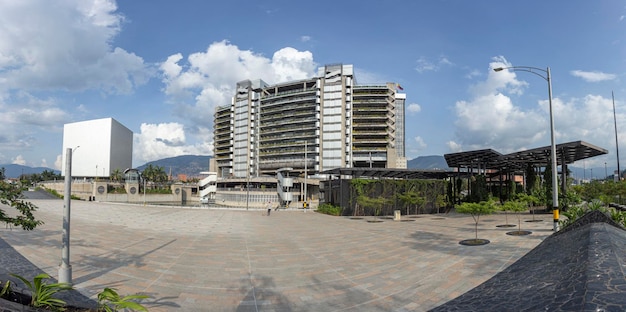 Medellín Antioquia Colombia 16 de julio de 2022 vista panorámica del Edificio Inteligente EPM