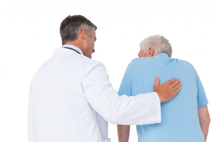Foto médico com paciente sênior