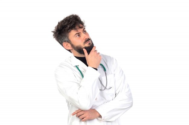 Médico vestindo um jaleco