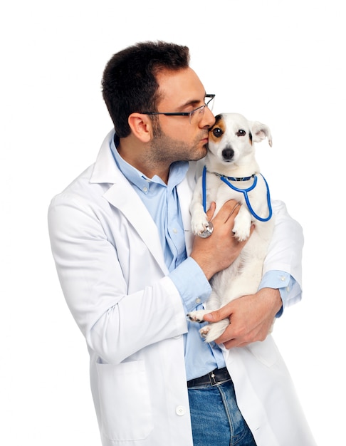 Foto médico veterinário com jack russell