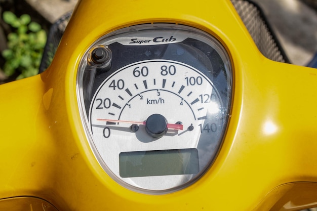 Medidor amarelo do motor da milhagem da motocicleta