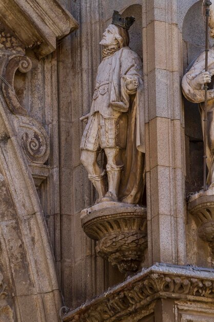 medieval, fachada de la Catedral de Toledo, España