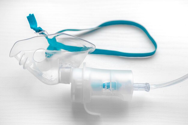 Medizinischer Ultraschallinhalator oder Vernebler-Sauerstoffmaske